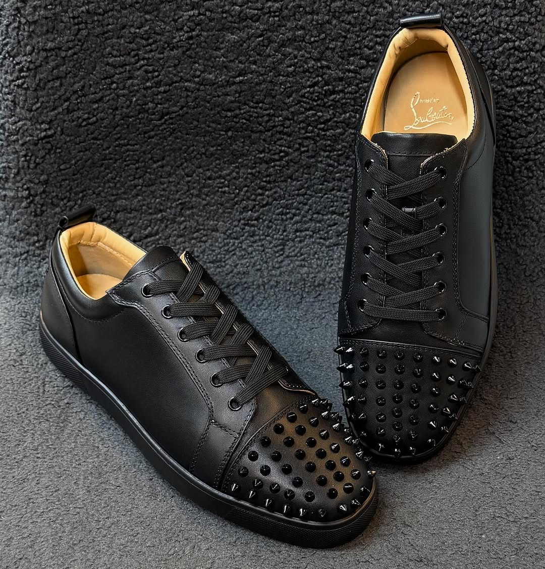 Men's Christian Louboutin Louis Junior Spikes Sneakers in black suede