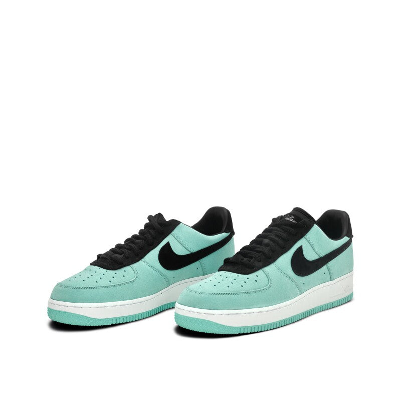 Nike Air Force 1 x Tiffany & Co. Friends & Family