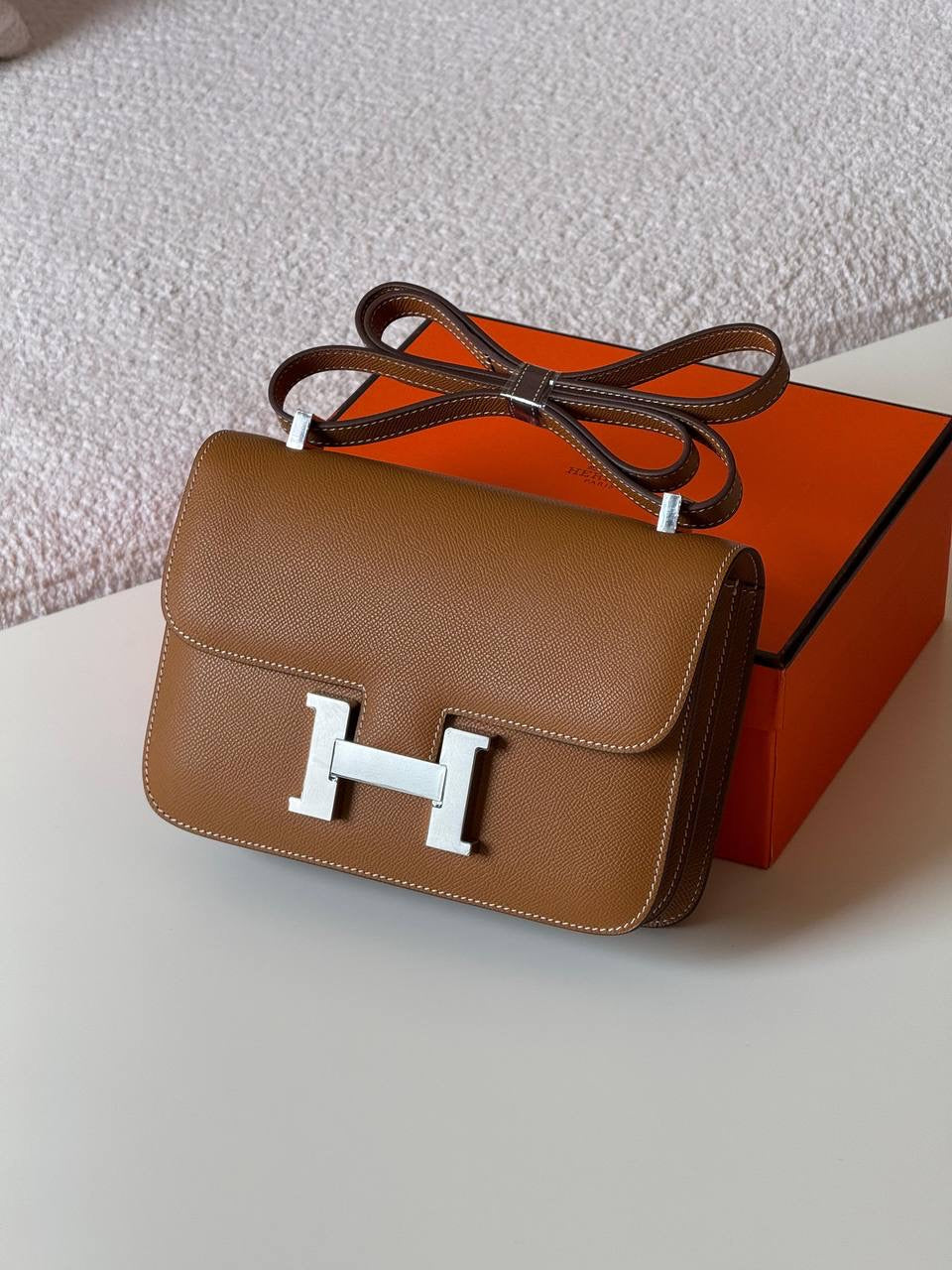 Hermés Constance Leather Handbag