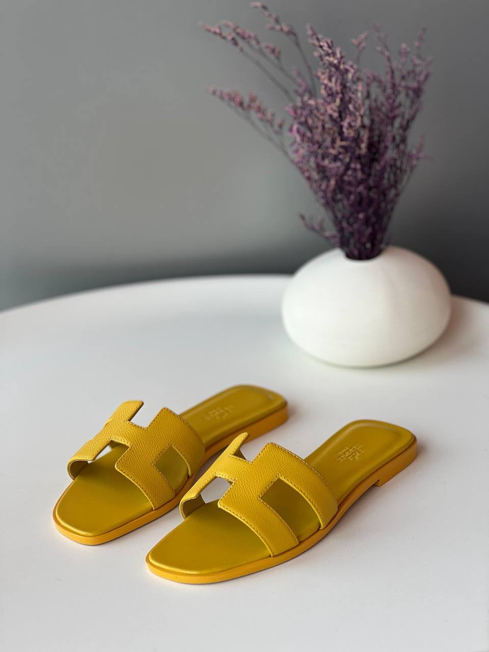 Hermés Oran Sandal in Gold Color
