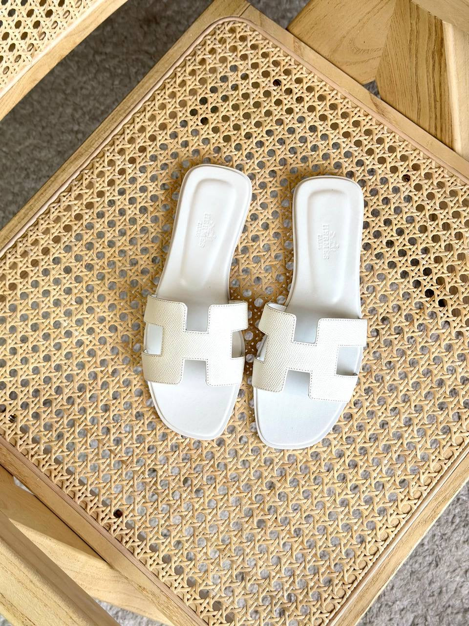 Hermés Blue Glacier Epsom Oran Sandals