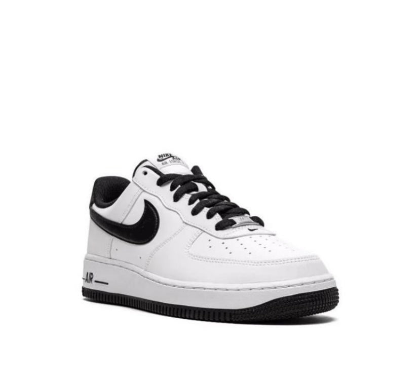 Nike Air Force 1 White & Black