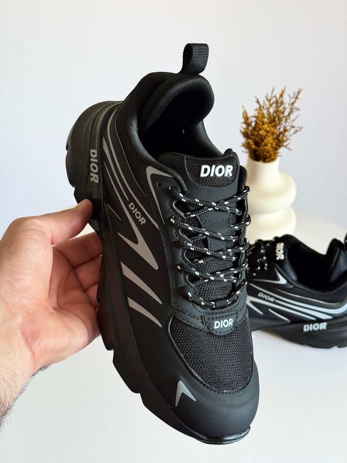 Dior B32 Unisex Sneaker | Black
