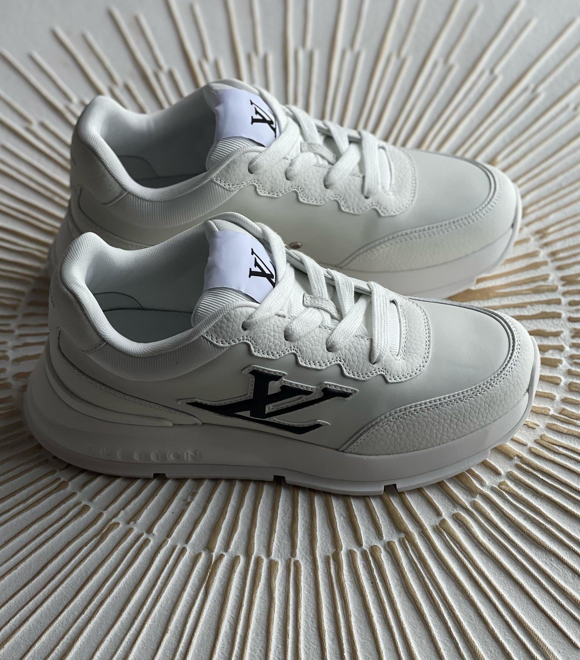 Louis Vuitton LV Classic Sneaker – Smooth Calf Leather (Style 1AHTJ, Men’s)