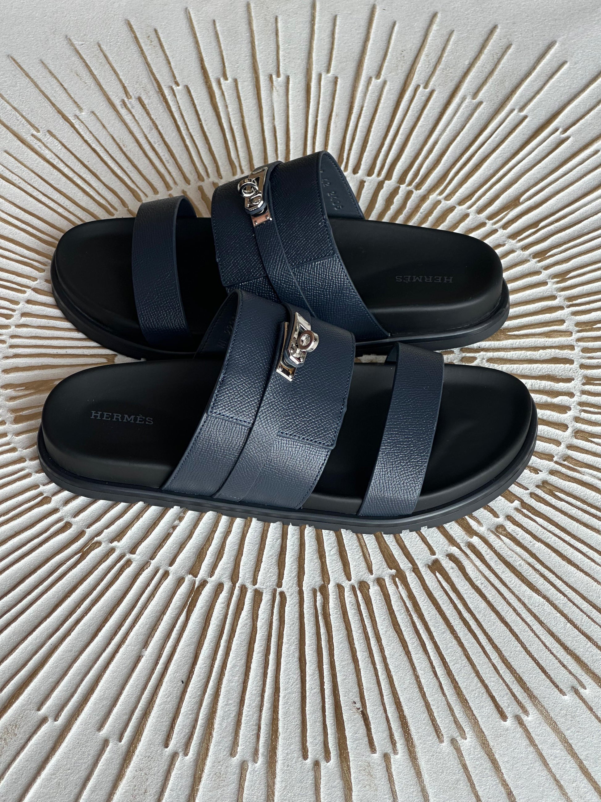 Hermès Jackson Techno Sandal – SANDS Epsom Calfskin with Iconic Kelly Buckle
