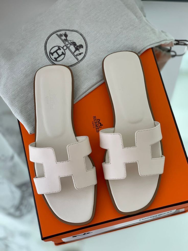 Hermès Slides