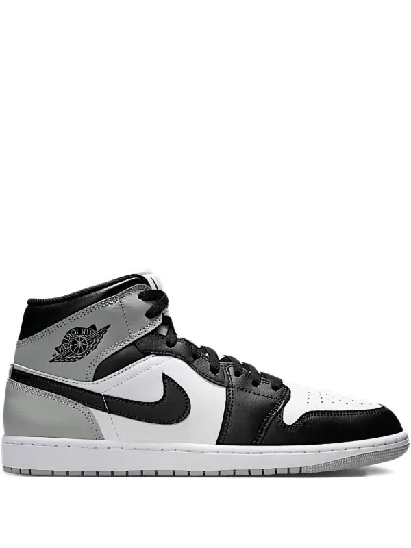 Air Jordan 1 Mid 'Light Smoke Grey / White / Black'