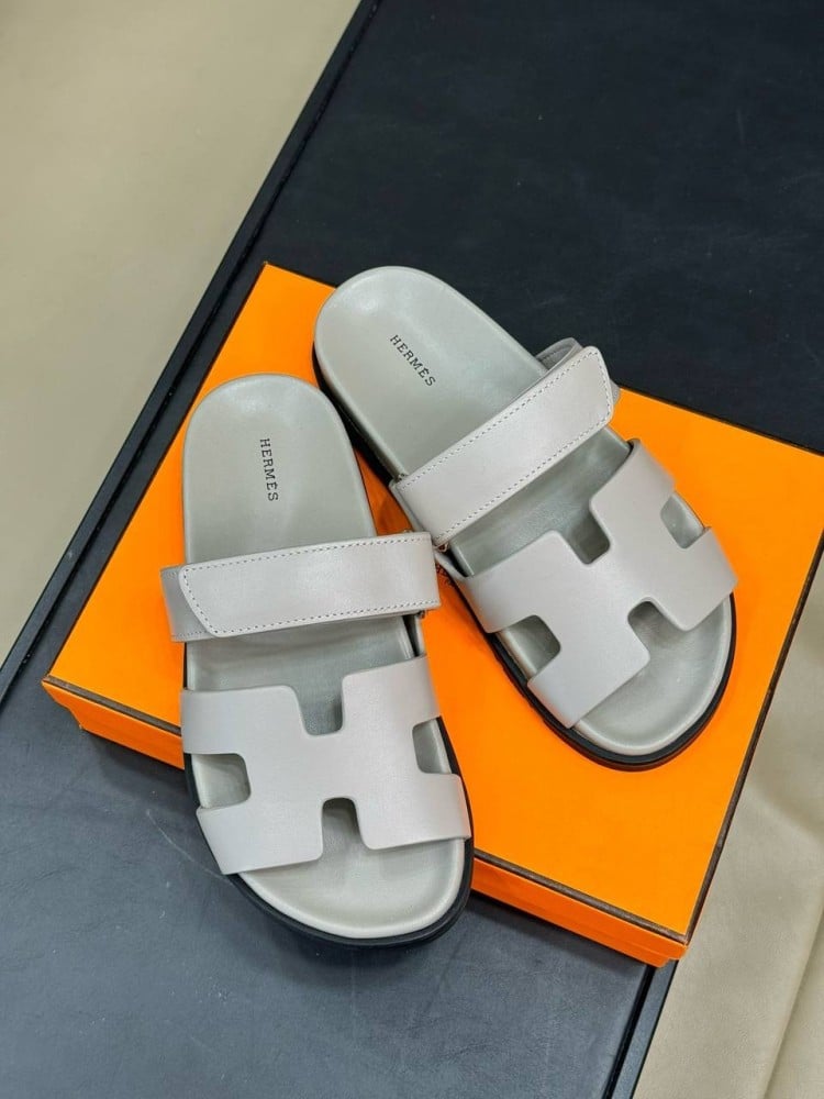 Hermès Chypre Sandal Beige
