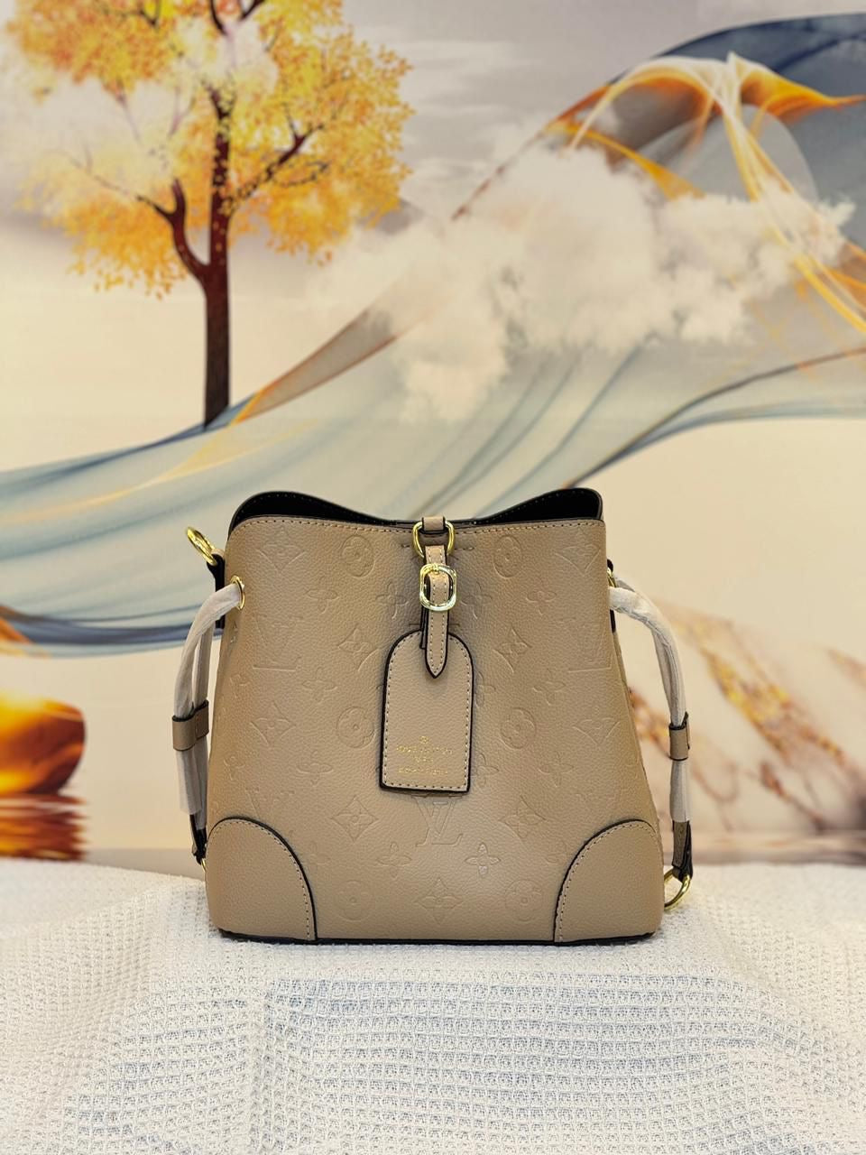 Louis Vuitton Bag | Hina PM Galet Calfskin