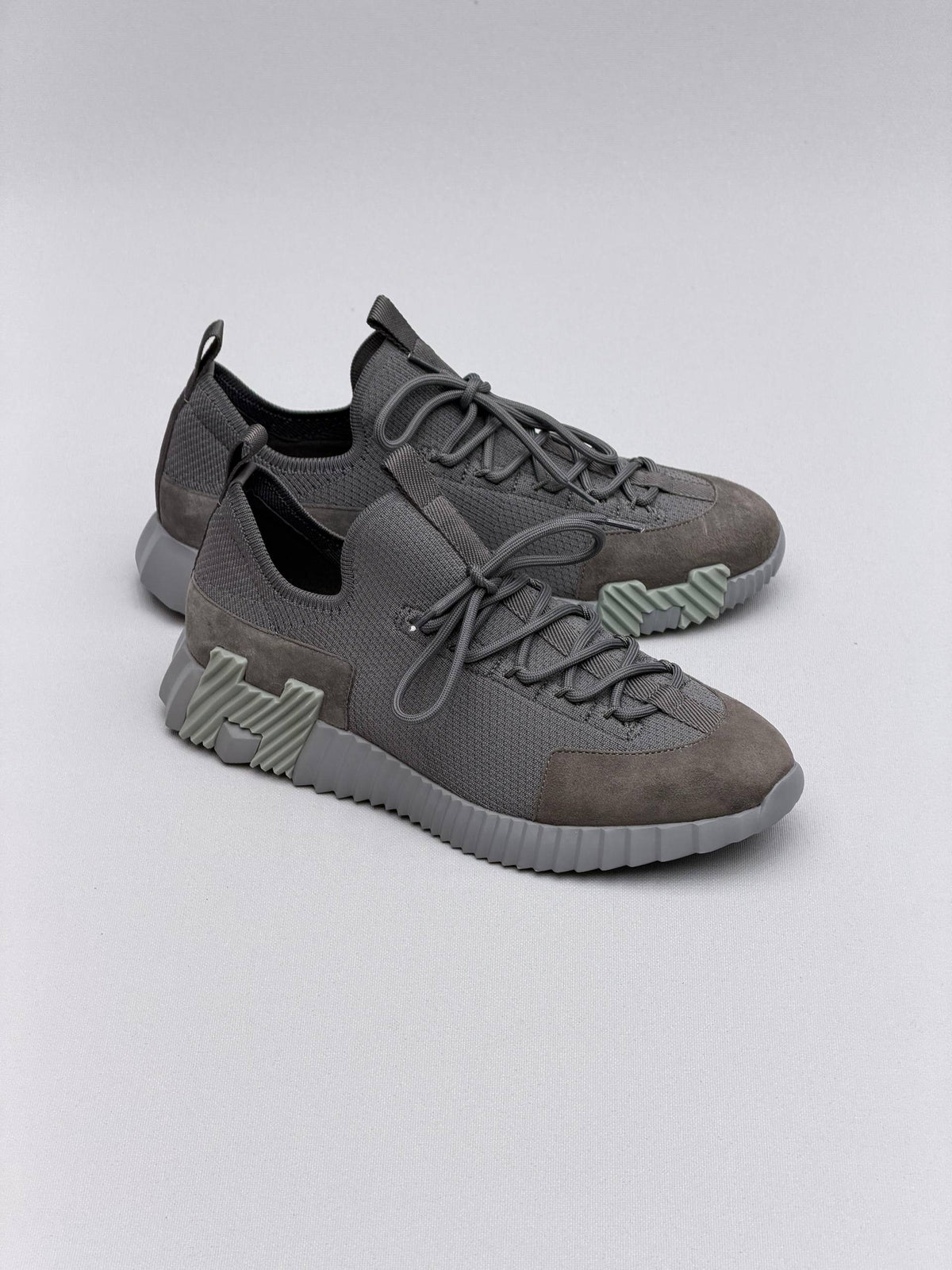 Hermès Sneaker 'Grey Knit