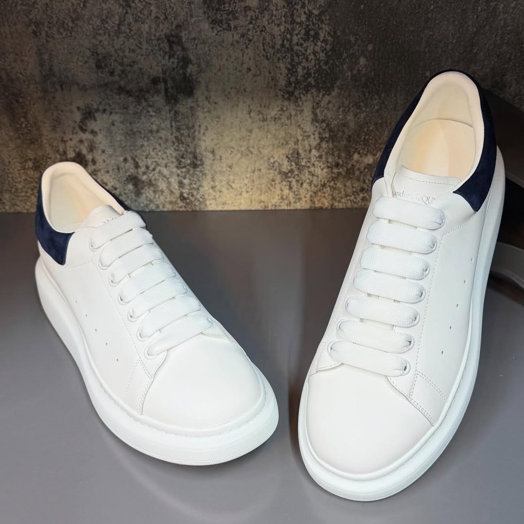 Alexander McQueen Sneakers
