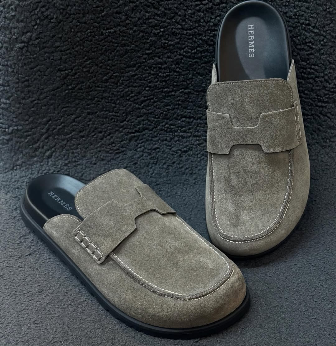 Hermes Go Mule Suede