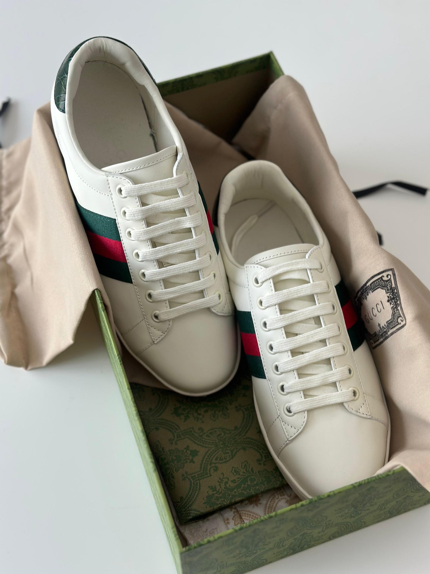 Gucci Ace Leather Low-Top Sneaker – White with Web Stripe (Glam Bags)
