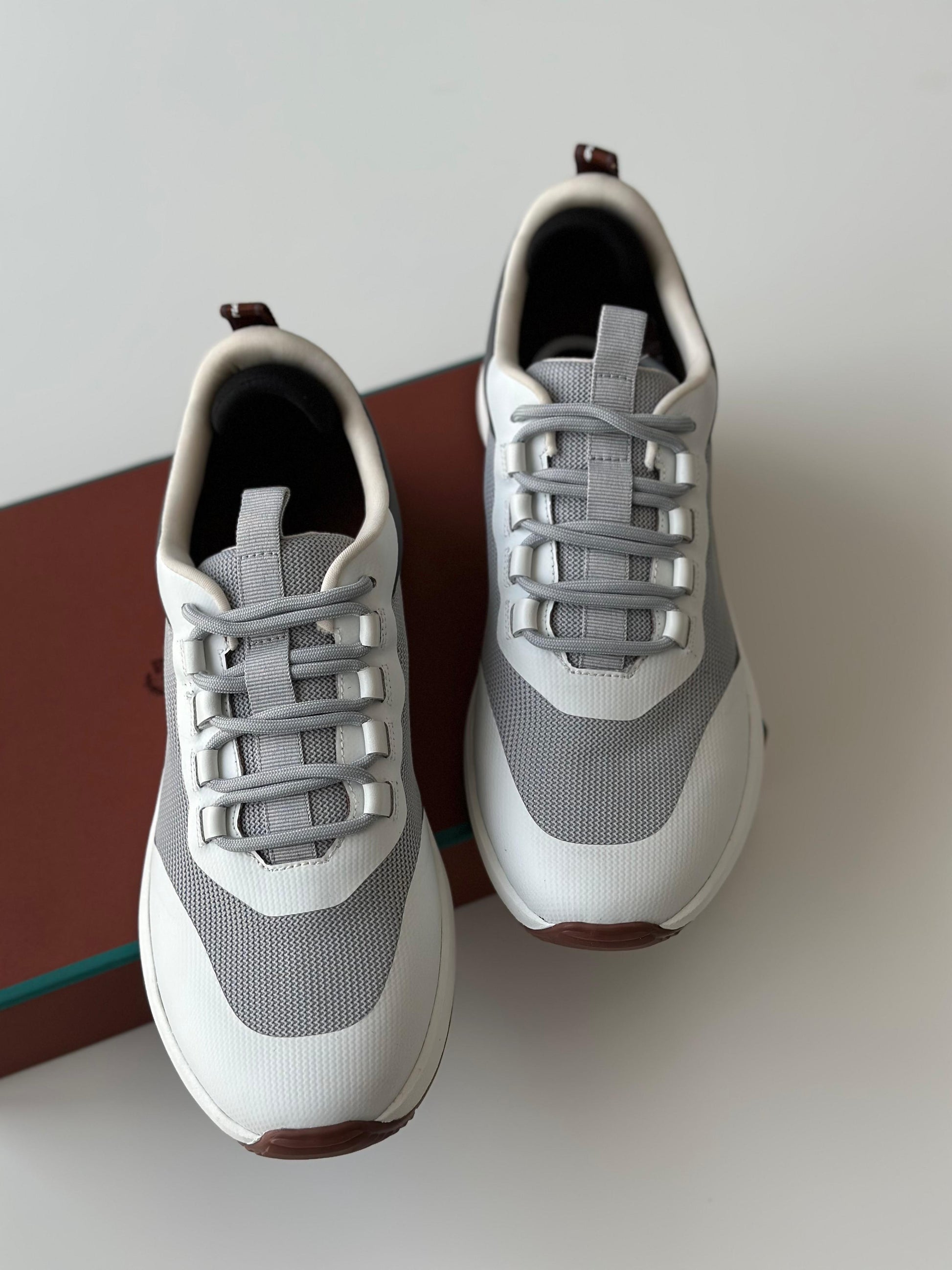 Men's Lora piana Weekend Walk Casual Shoe in Grey and White