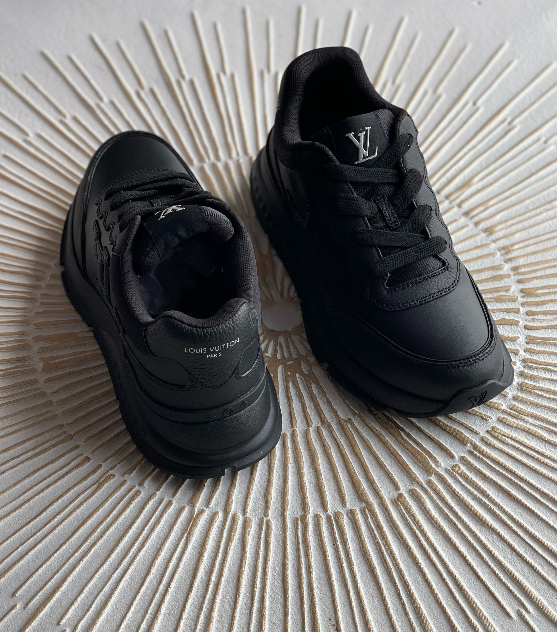 Louis Vuitton LV Classic Trainers – Luxury Black Calf Leather (1AHSSV, Men’s)