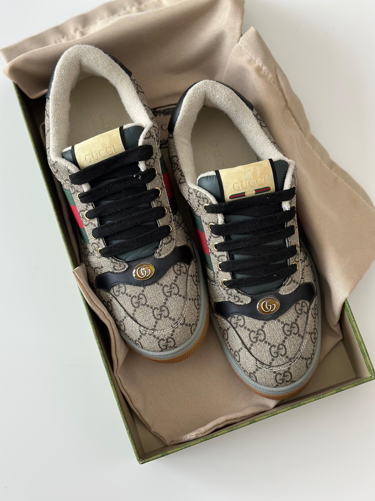 Gucci Pre-Loved Screener GG Canvas & Web Stripe Sneakers – Beige (Level Shoes, UAE)
