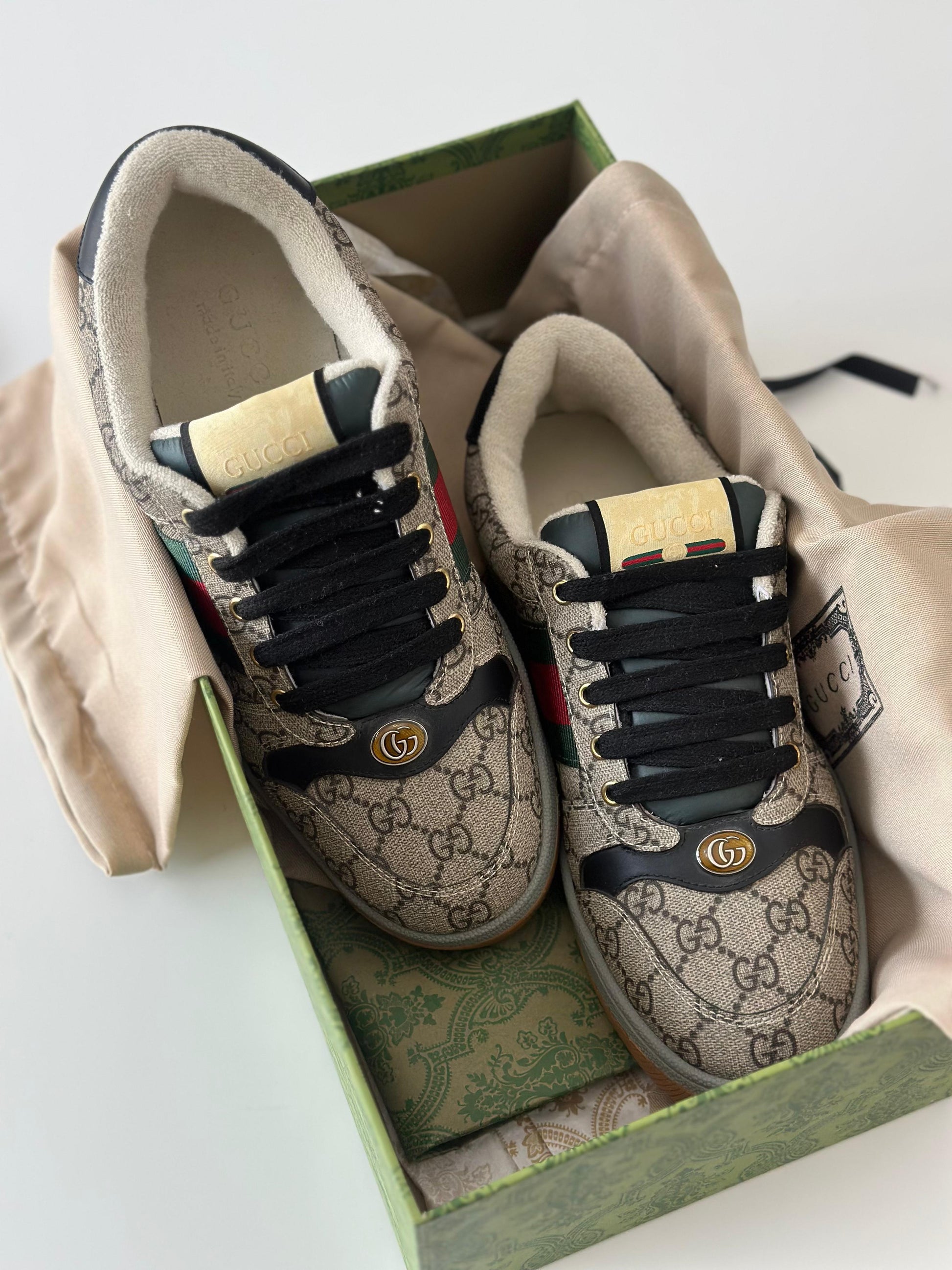 Gucci Pre-Loved Screener GG Canvas & Web Stripe Sneakers – Beige (Level Shoes, UAE)