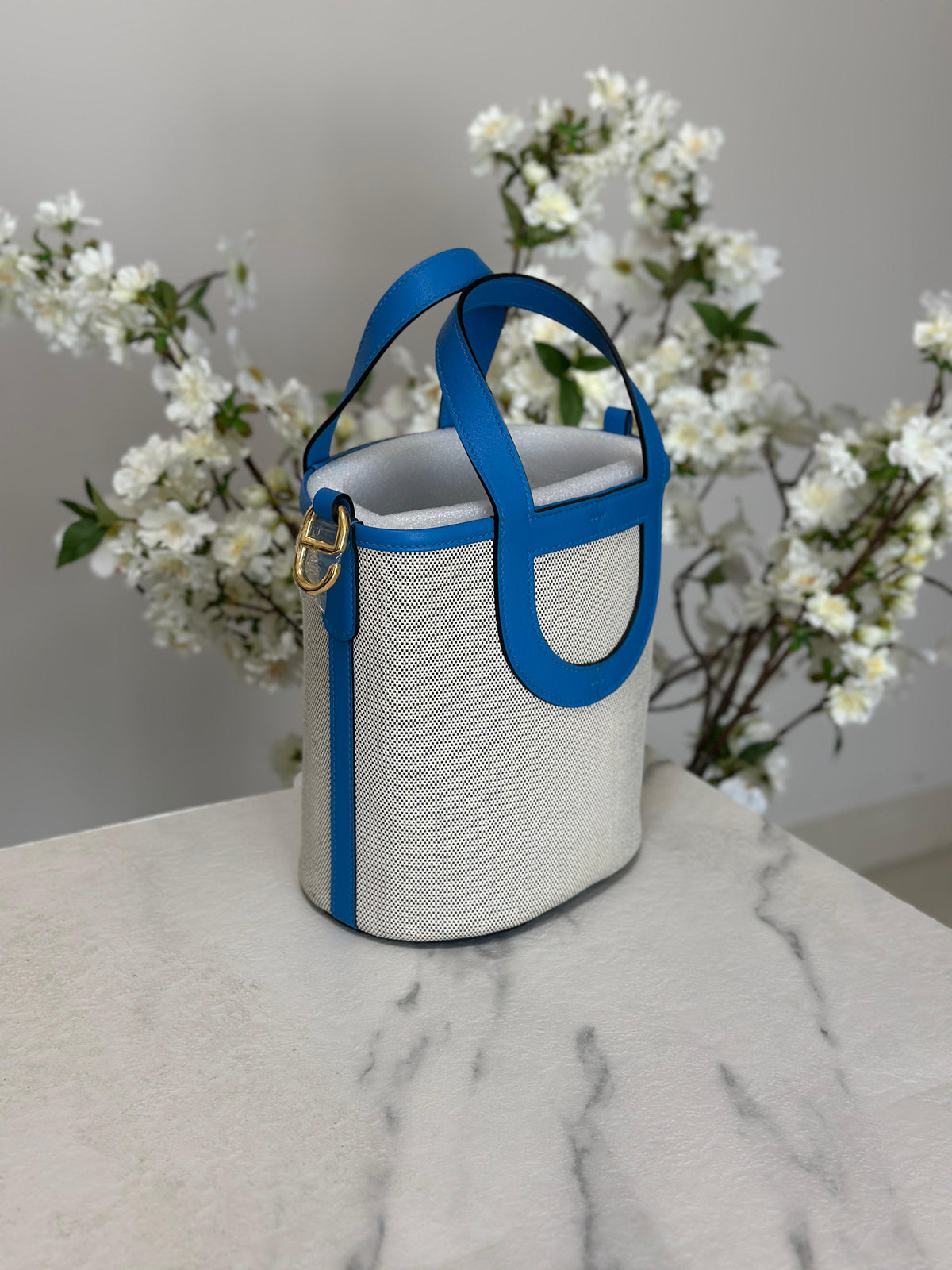 Hermès Bag | In-the-Loop 23 White Blue