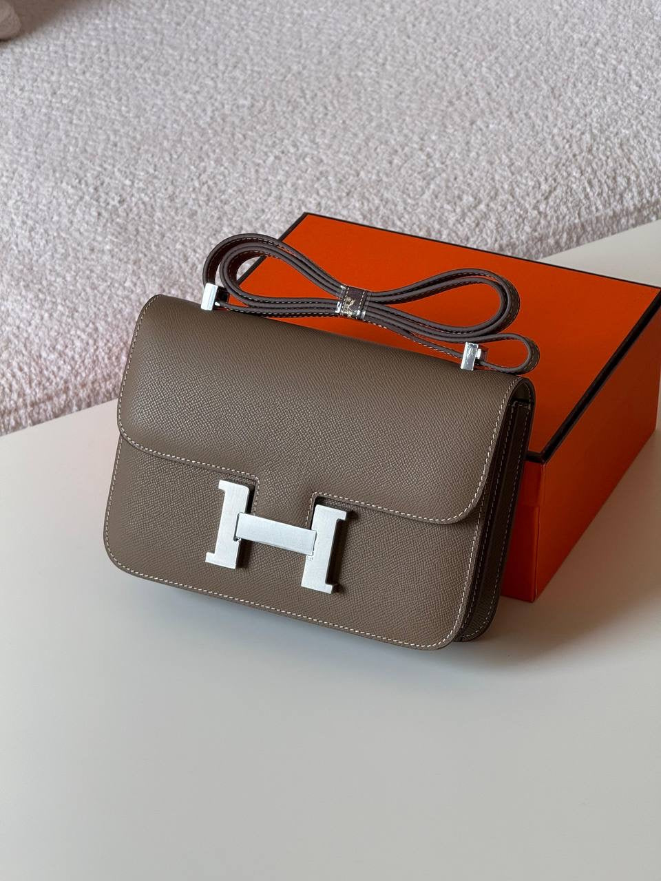 Hermés Constance Bag in Brown