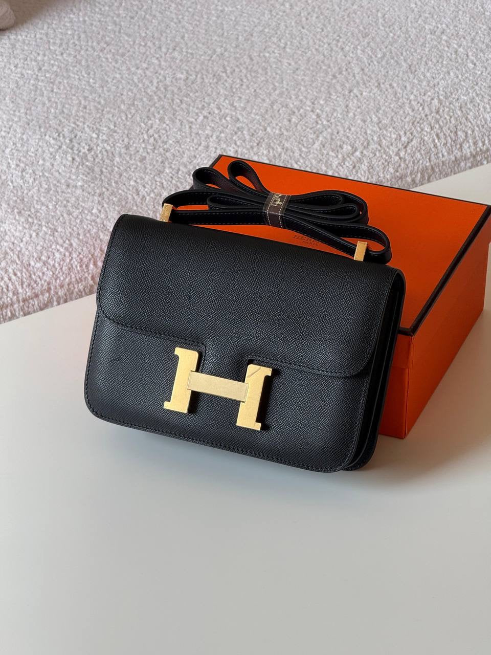 Hermés Constance Bag in Black