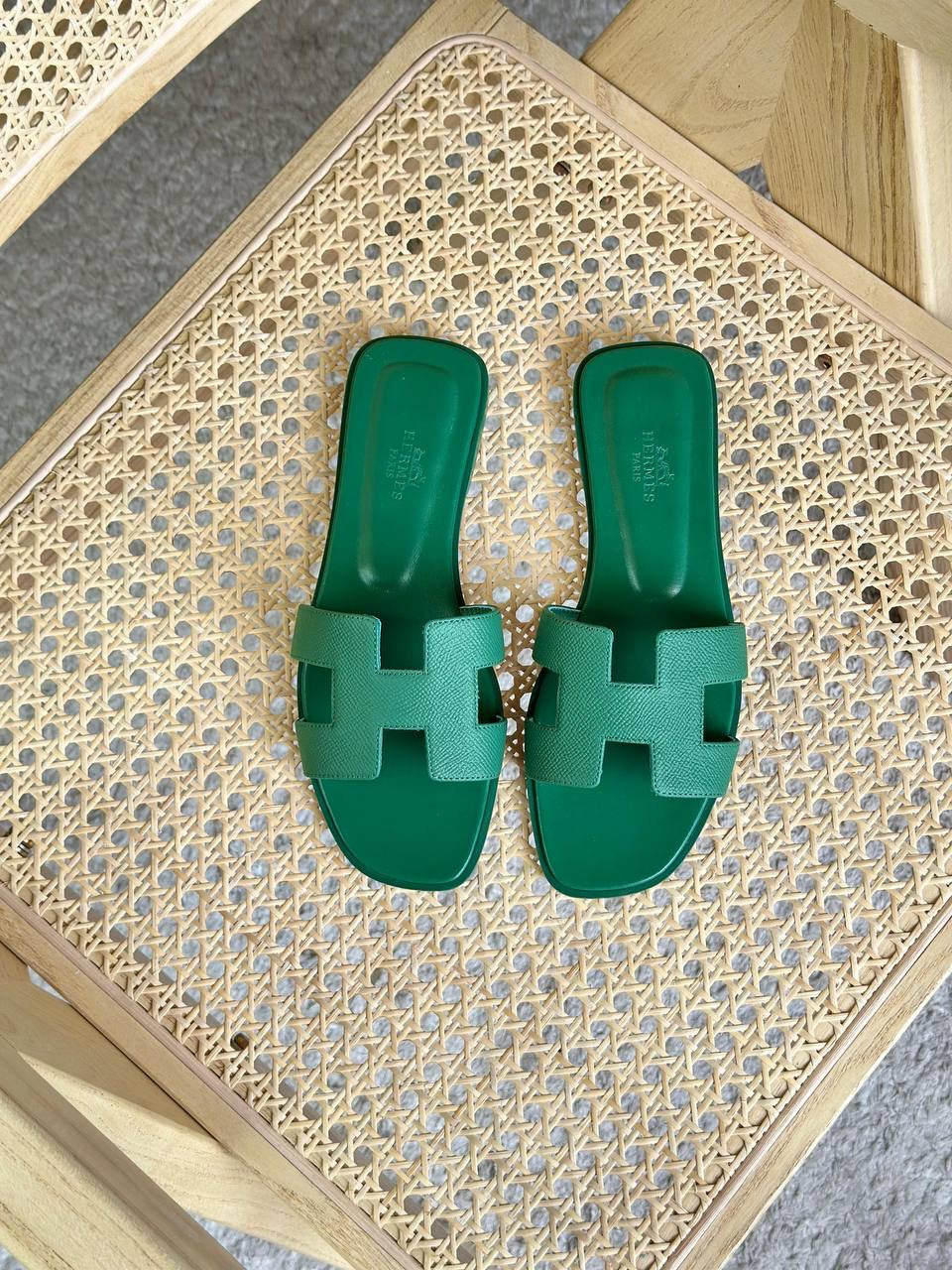 Hermés Oran Green Sandals