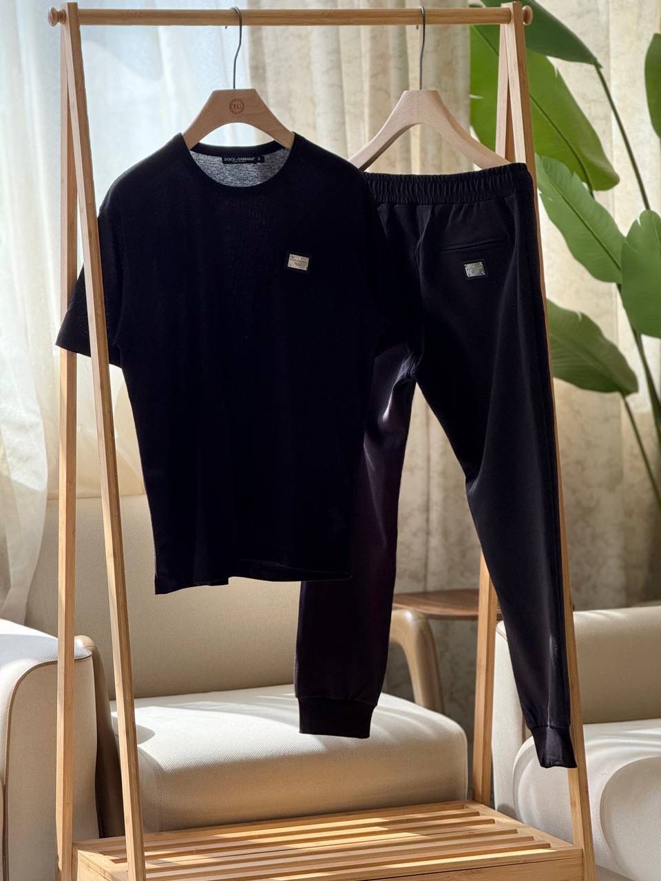 Black Short-sleeved t-shirt and Jogger Pants Set