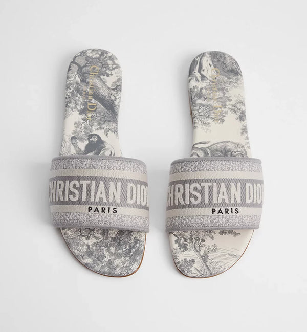 Dway Slide Gray Embroidered Cotton and Toile de Jouy Motif