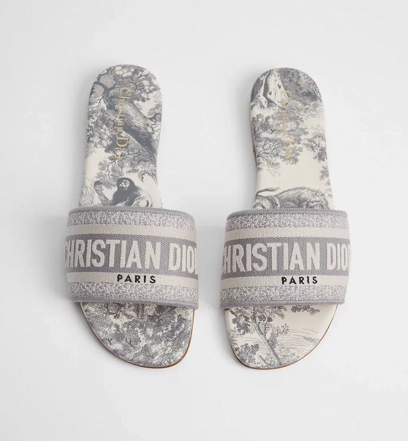 Dway Slide Gray Embroidered Cotton and Toile de Jouy Motif