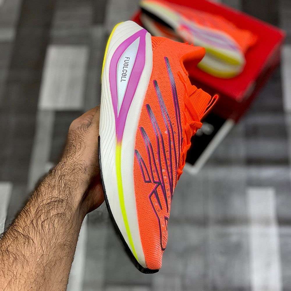 New Balance FuelCell SuperComp Elite v3 Red