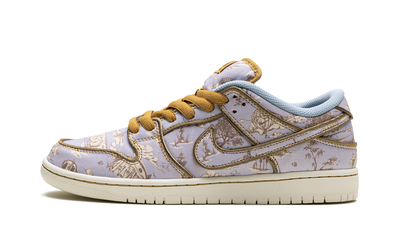 Nike Dunk High 'Gold / Cream Broderie Or'