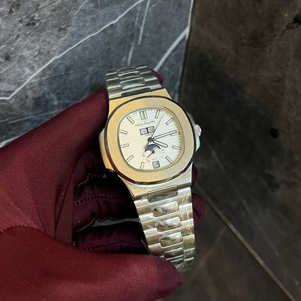 Patek Philippe Nautilus Annual Calendar