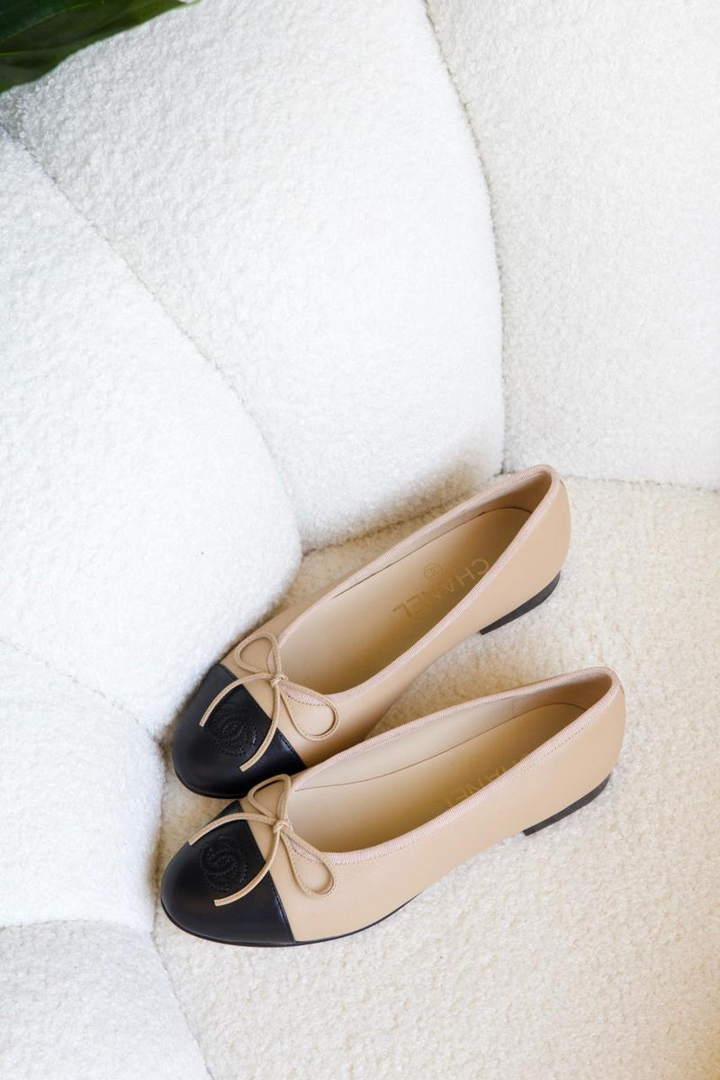 Chanel Women's Loafers | Lambskin Beige & Black