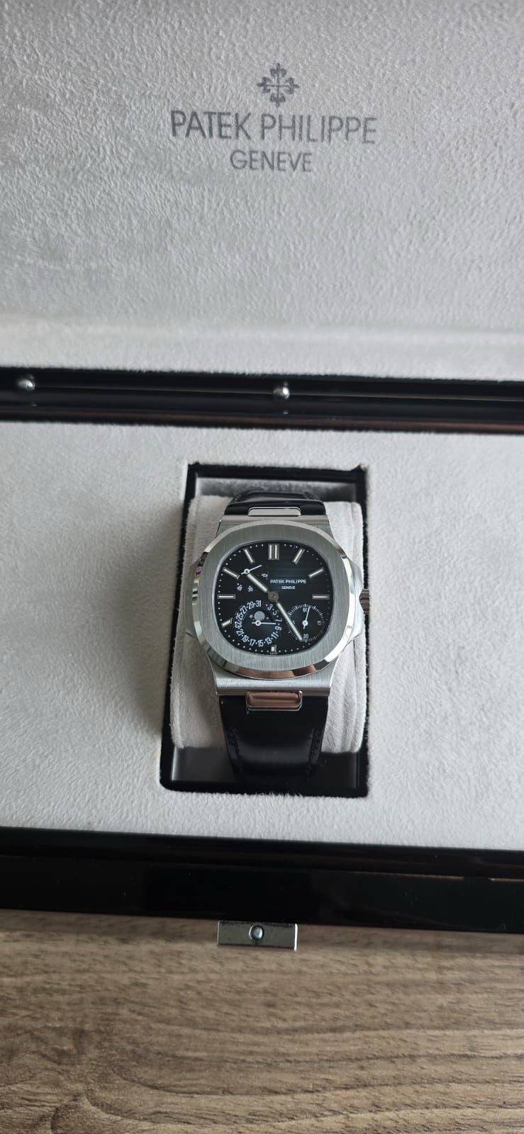 Patek Philippe Nautilus Moonphase 5712 wristwatch
