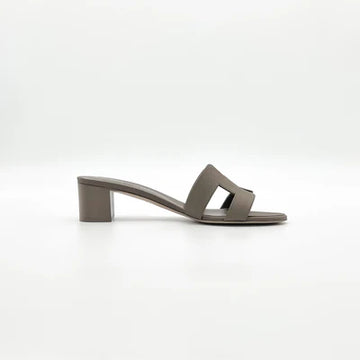 Hermès Oasis sandal Grey