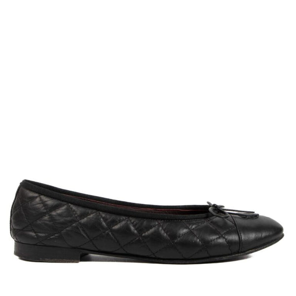 Chanel Women's Loafers | Black Quilted Lambskin