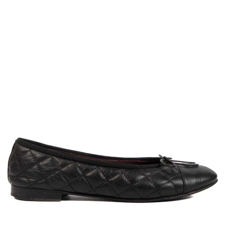 Chanel Women's Loafers | Black Quilted Lambskin