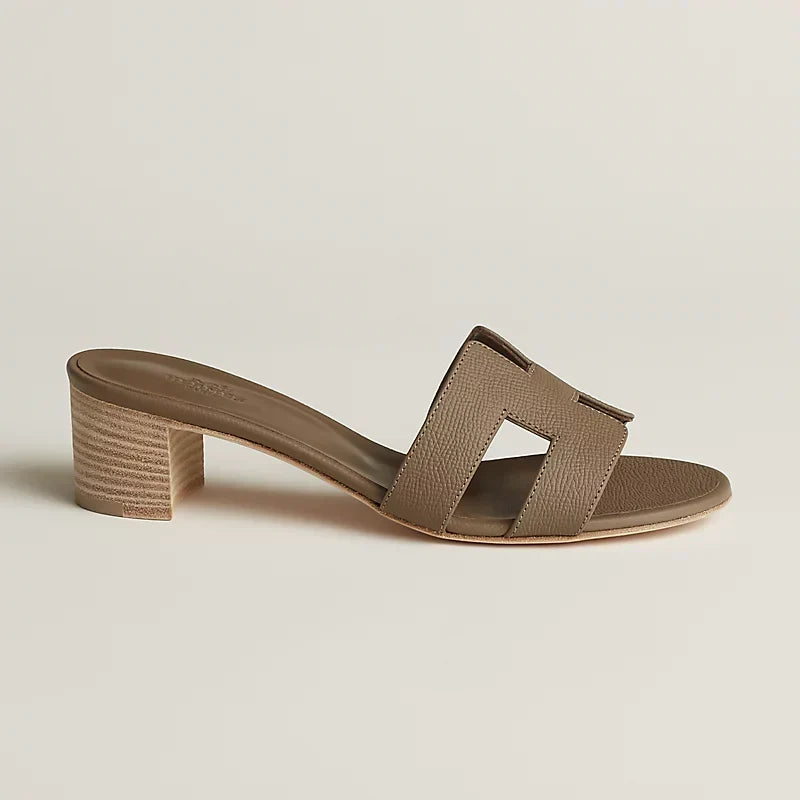 Hermès Oasis sandal Etoupe